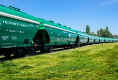 Приобретено у ПАО «КВСЗ» вагонов в объеме 425 единиц.